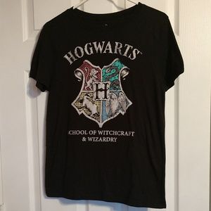 Harry Potter Hogwarts T-Shirt, Junior Medium
